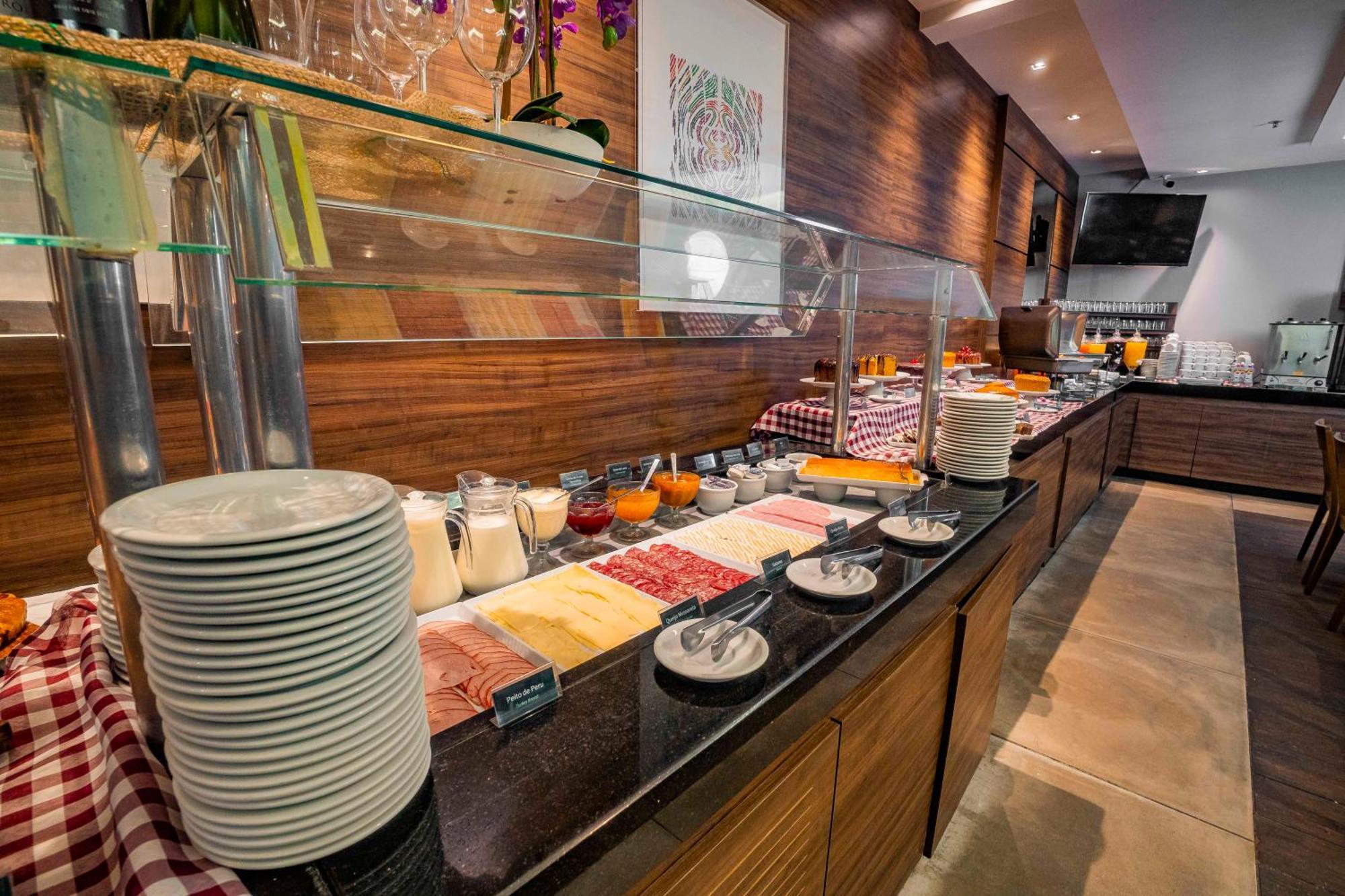 Hotel Laghetto Bento Bento Gonçalves Екстериор снимка